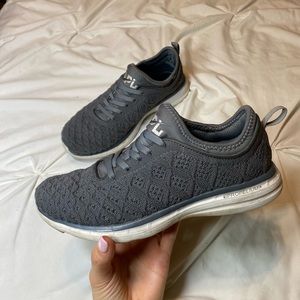 APL Techloom Phantom women’s shoes size 7